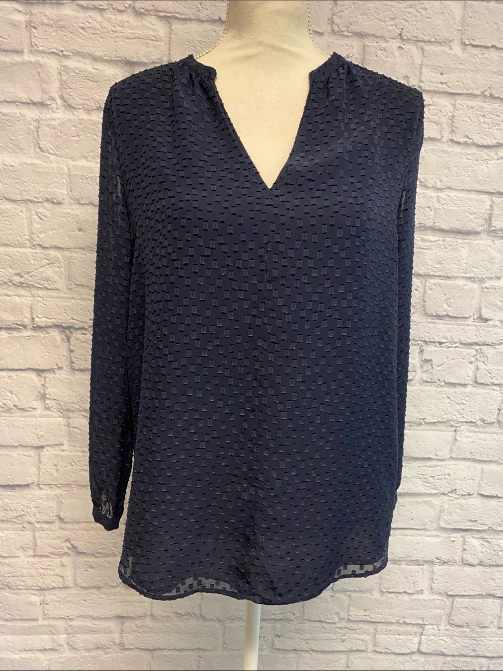 J. Crew Silk Blend Navy Textured V-Neck Top Size 4 Tall